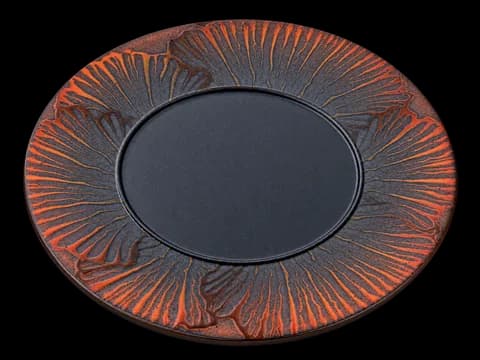 Copper-rim ceramic plate